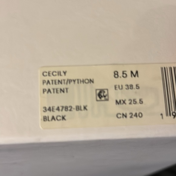 Calvin Klein patient /python slides worn 1 time - Picture 5 of 6